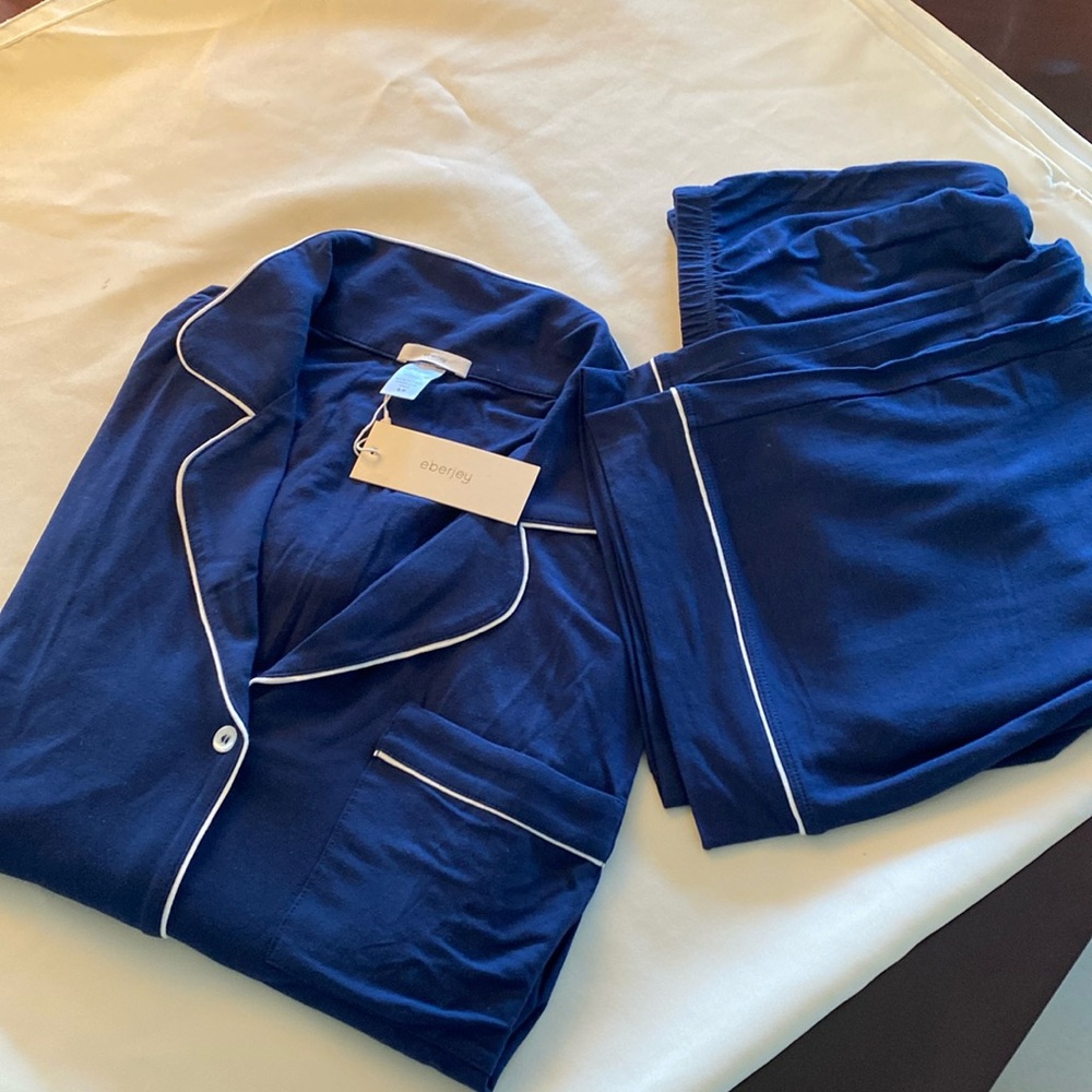 Ladies pajamas